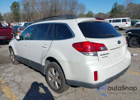 2011 Subaru Outback 2.5I Premium z USA, uszkodzony, nr VIN 4S4BRBCC3B3428450